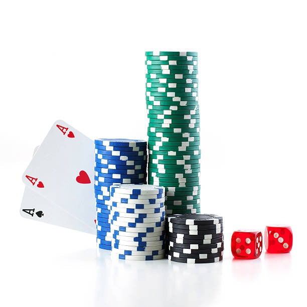 erek 40 mobile app home screen showing slot games and live tables